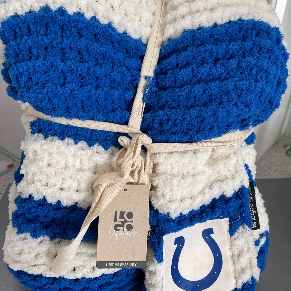Indianapolis Colts Cable Knit Throw Blanket 50x60 Blue &White Striped NFL - NEW